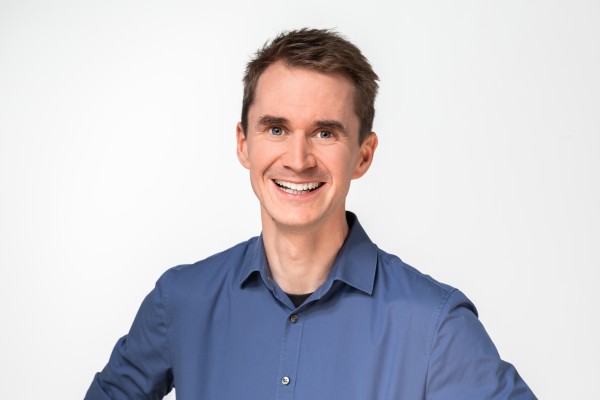 Podcast GLASKLAR mit Dr. Henning Beck über Künstliche Intelligenz