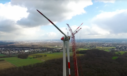 Cooler Zeitraffer-Film: So wird eine Windenergieanlage gebaut