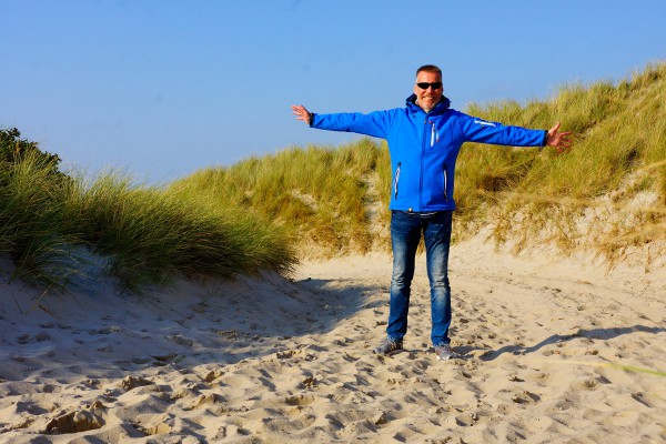 Günter Breitenberger bei seinem ersten Familienurlaub am Strand nach der Herztransplantation