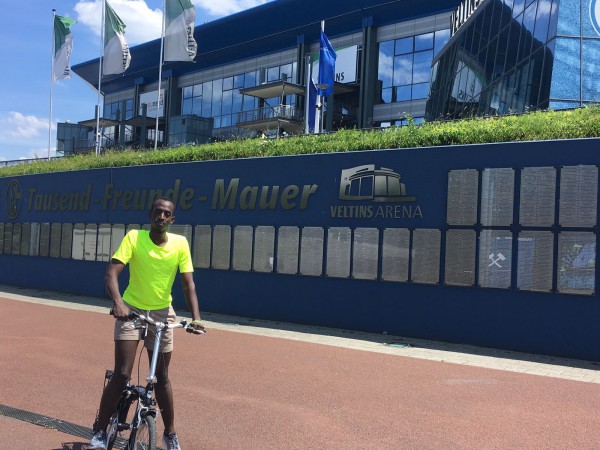 Praktikant Enoch Mugabi aus Uganda bei Gelsenwasser