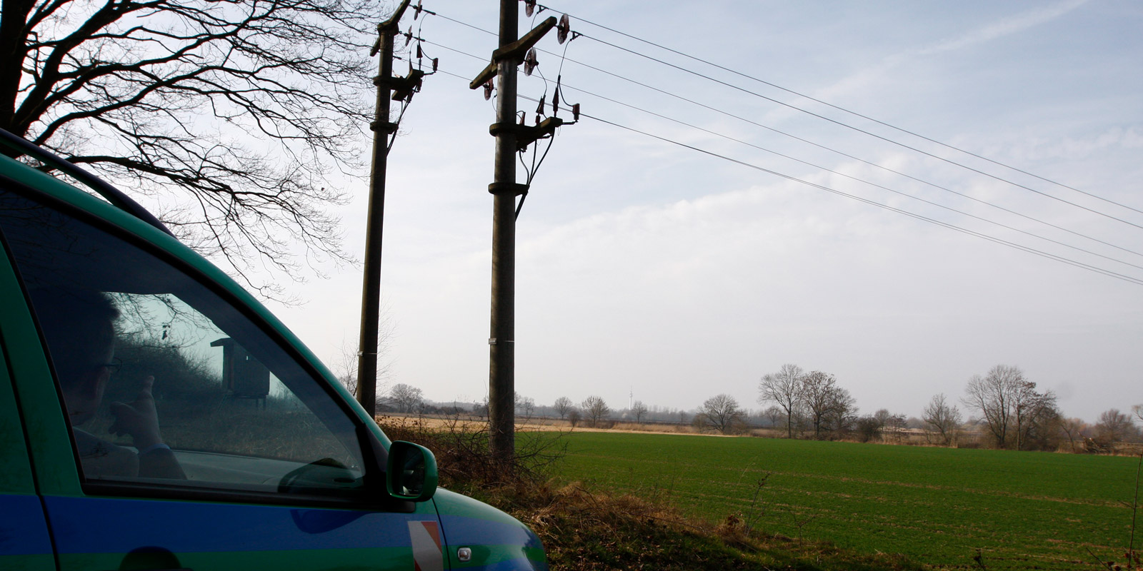 Netzausbau Strommast Der „Aktionsplan Stromnetze“ soll den Ausbau der erneuerbaren Energien vorantrieben. Nur mit entsprechender Infrastruktur ist der Kohleausstieg machbar.