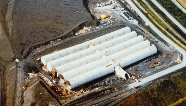 Die Bauzeit des Wasserspeichers betrug drei Jahre. Anfang der 1980er Jahre waren Größe und Konstruktion eine Sensation.