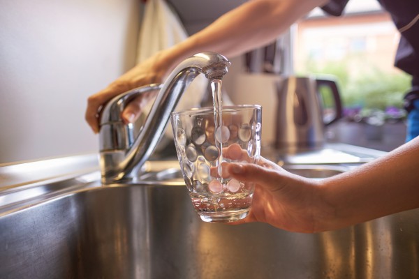 Trinkwasser aus der Leitung: Der Konsum hat viele Vorteile