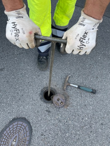 Sperren eines Hausanschlusses für Trinkwasser: Das macht Gelsenwasser nur nach Mahnverfahren, Sperrandrohung und in Absprache mit der Kommune.