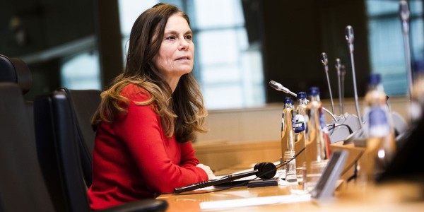 GLASKLAR mit Sarah Wiener - früher Starköchin, jetzt Mitglied des Europaparlaments